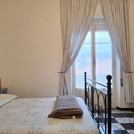 Spazioso Appartamento Vista Mare, 레반토 외부 사진
